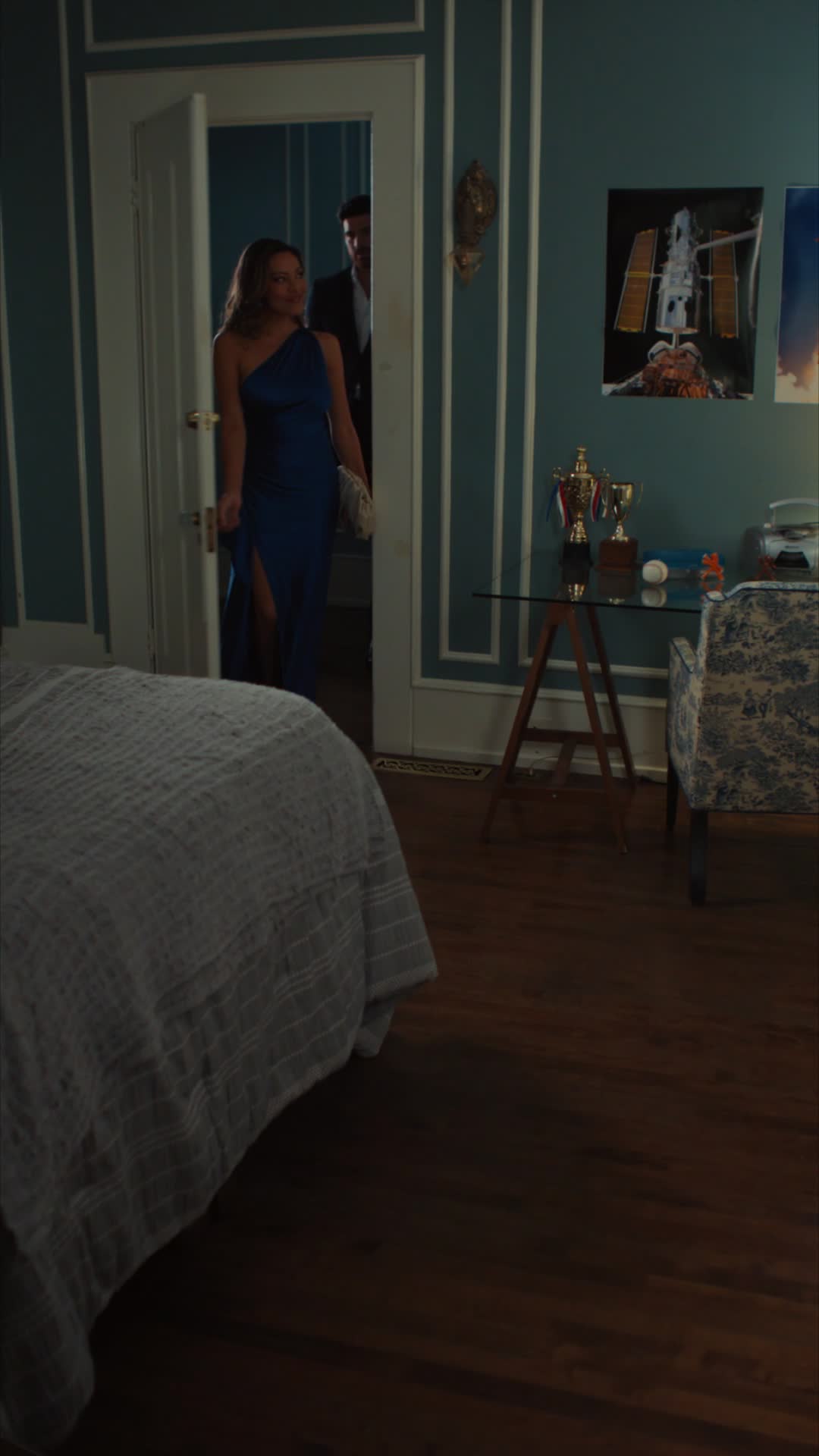 Episode Poster