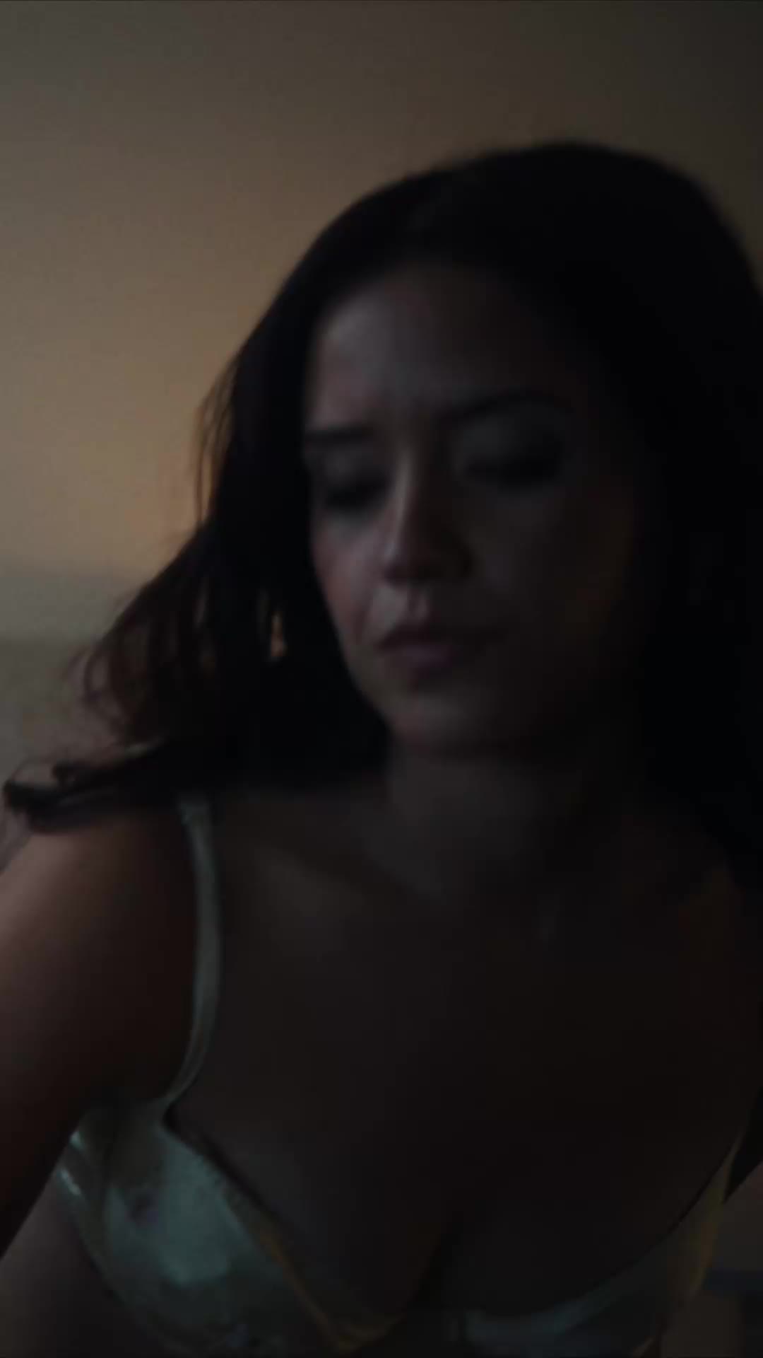 Episode Poster